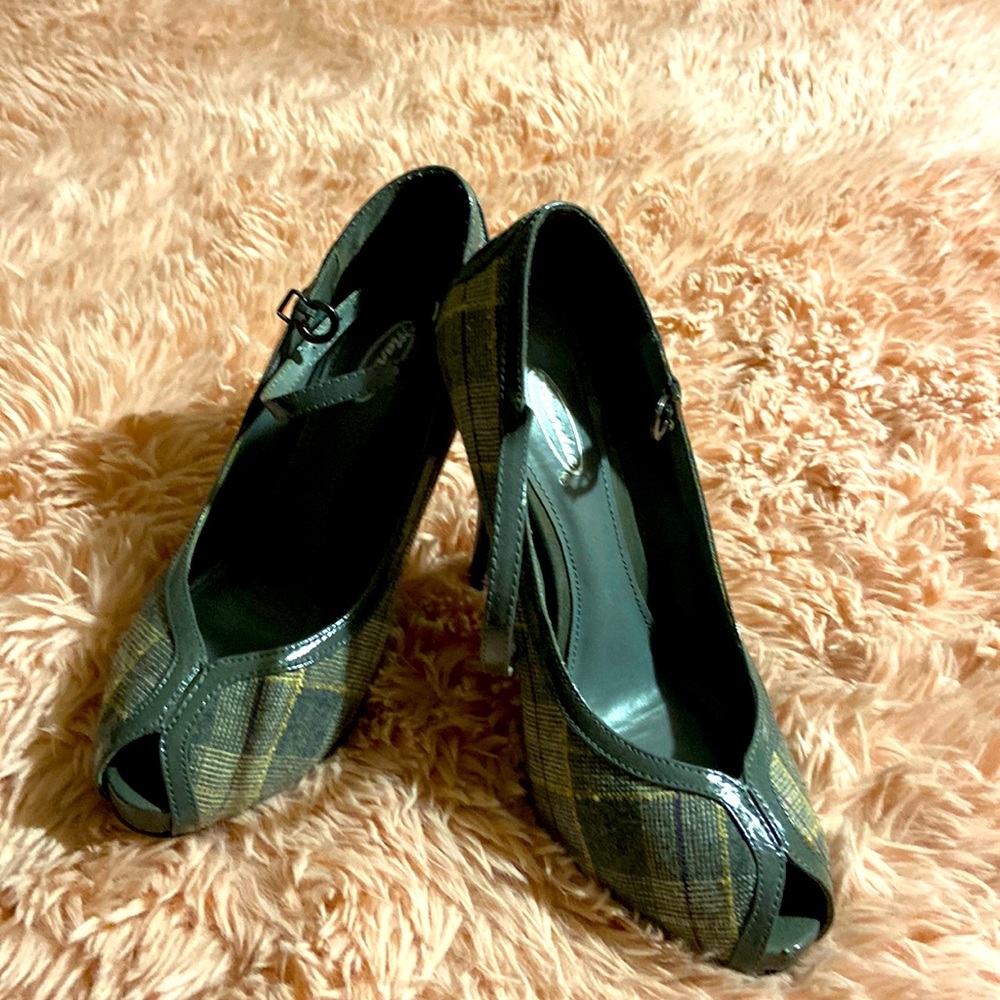 Ladies professional looks